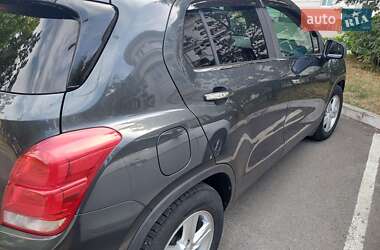 Внедорожник / Кроссовер Chevrolet Trax 2018 в 