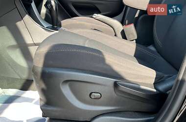 Позашляховик / Кросовер Chevrolet Trax 2018 в 