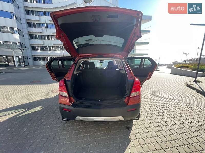 Позашляховик / Кросовер Chevrolet Trax 2015 в Чорноморську