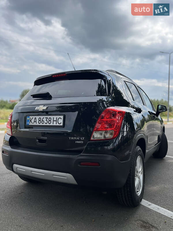 Внедорожник / Кроссовер Chevrolet Trax 2015 в Киеве