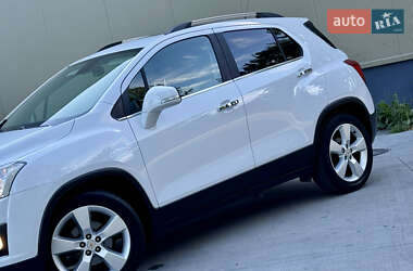 Внедорожник / Кроссовер Chevrolet Trax 2013 в 