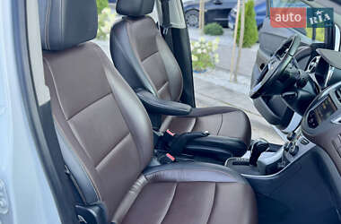 Внедорожник / Кроссовер Chevrolet Trax 2013 в 