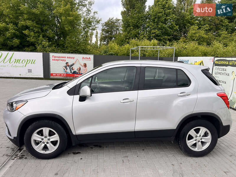 Внедорожник / Кроссовер Chevrolet Trax 2017 в Каменец-Подольском