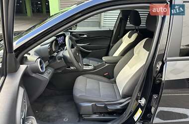 Внедорожник / Кроссовер Chevrolet Trax 2023 в 