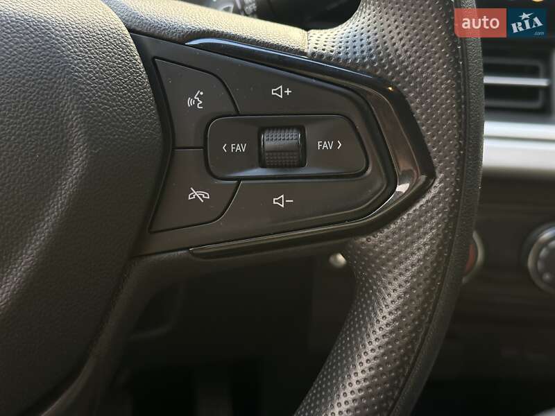 Внедорожник / Кроссовер Chevrolet Trax 2023 в Киеве