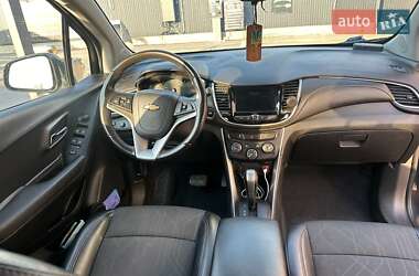 Внедорожник / Кроссовер Chevrolet Trax 2018 в 