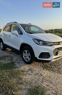 Внедорожник / Кроссовер Chevrolet Trax 2018 в 