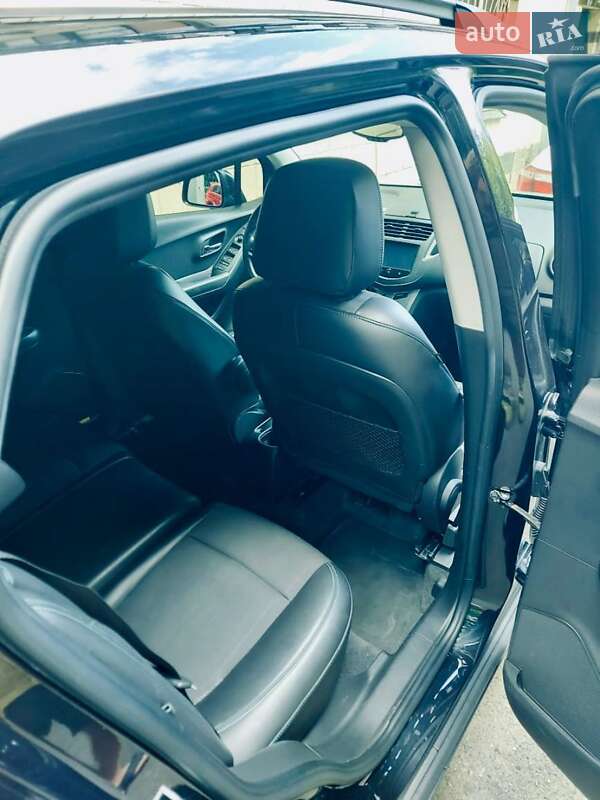 Внедорожник / Кроссовер Chevrolet Trax 2016 в Киеве фото 14 Внедорожник / Кроссовер Chevrolet Trax 2016 в Киеве