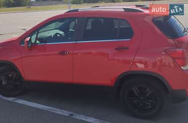Внедорожник / Кроссовер Chevrolet Trax 2020 в 
