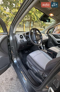 Внедорожник / Кроссовер Chevrolet Trax 2016 в 