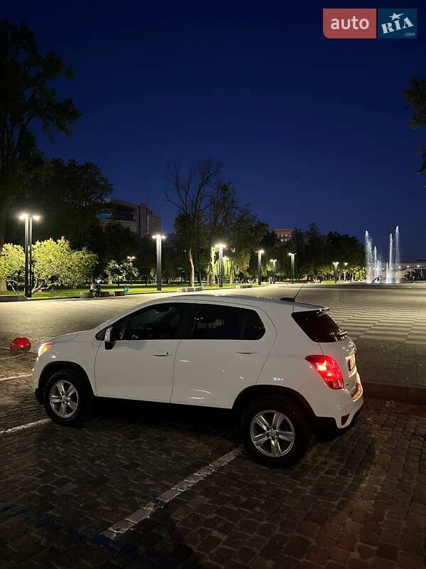 Внедорожник / Кроссовер Chevrolet Trax 2019 в Харькове