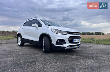 Внедорожник / Кроссовер Chevrolet Trax 2017 в 