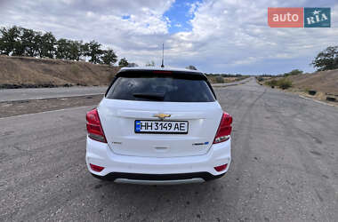 Внедорожник / Кроссовер Chevrolet Trax 2017 в 