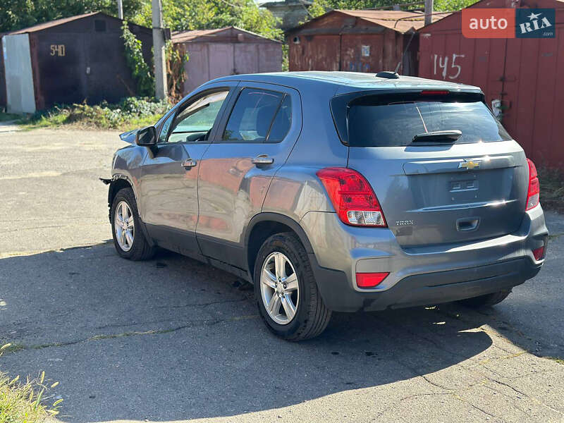Внедорожник / Кроссовер Chevrolet Trax 2020 в Запорожье фото 4 Внедорожник / Кроссовер Chevrolet Trax 2020 в Запорожье