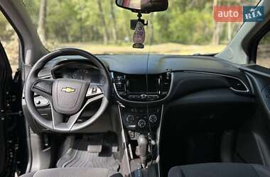 Внедорожник / Кроссовер Chevrolet Trax 2019 в 
