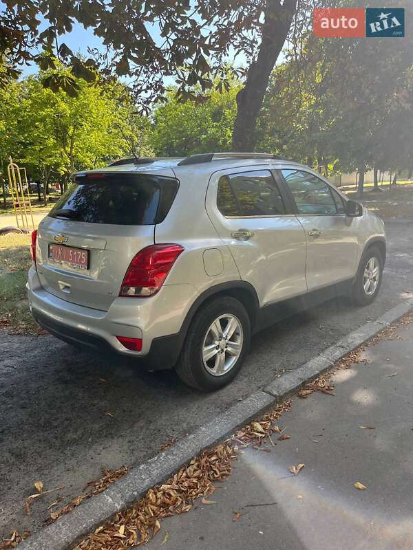 Внедорожник / Кроссовер Chevrolet Trax 2017 в Ладыжине