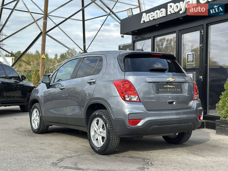 Внедорожник / Кроссовер Chevrolet Trax 2020 в Харькове