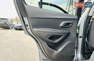 Позашляховик / Кросовер Chevrolet Trax 2020 в  фото 17 Позашляховик / Кросовер Chevrolet Trax 2020 в