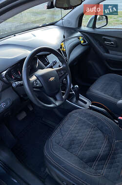 Внедорожник / Кроссовер Chevrolet Trax 2018 в 