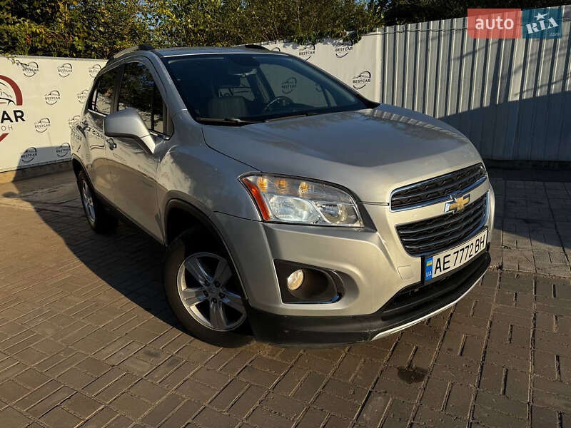 Внедорожник / Кроссовер Chevrolet Trax 2016 в Днепре