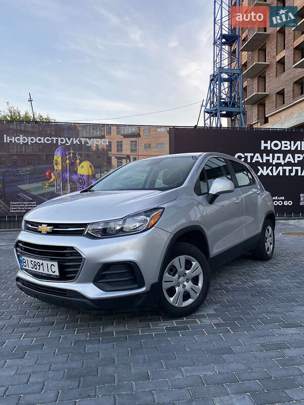 Внедорожник / Кроссовер Chevrolet Trax 2017 в Полтаве