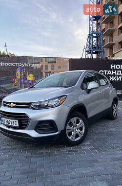 Внедорожник / Кроссовер Chevrolet Trax 2017 в 