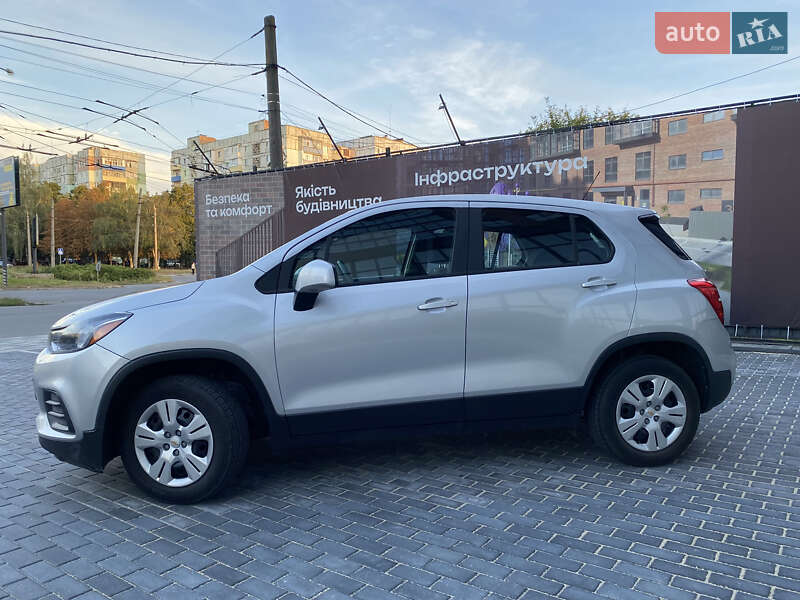 Внедорожник / Кроссовер Chevrolet Trax 2017 в Полтаве