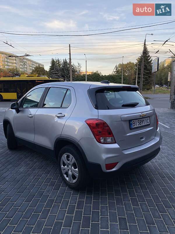 Внедорожник / Кроссовер Chevrolet Trax 2017 в Полтаве