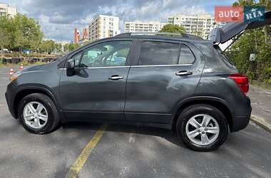 Внедорожник / Кроссовер Chevrolet Trax 2018 в 