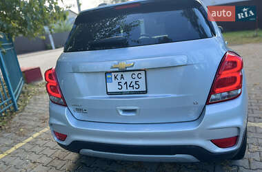 Внедорожник / Кроссовер Chevrolet Trax 2018 в 