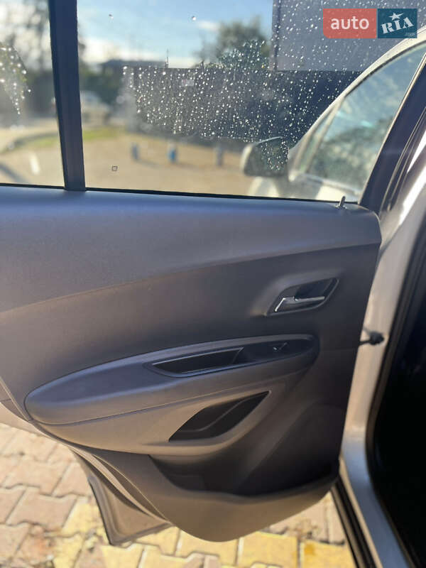Позашляховик / Кросовер Chevrolet Trax 2018 в Ірпені