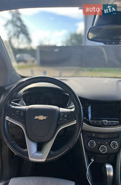 Внедорожник / Кроссовер Chevrolet Trax 2018 в 