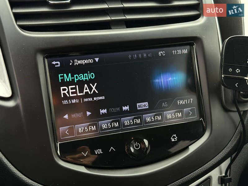 Внедорожник / Кроссовер Chevrolet Trax 2013 в Луцке