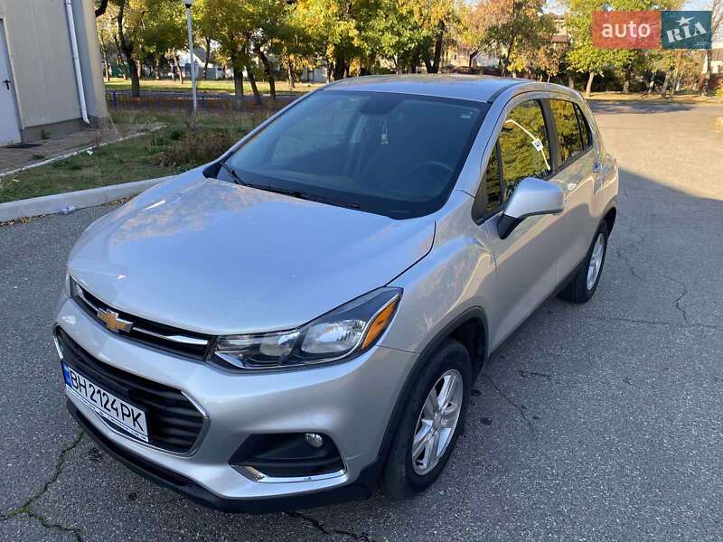 Внедорожник / Кроссовер Chevrolet Trax 2018 в Николаеве