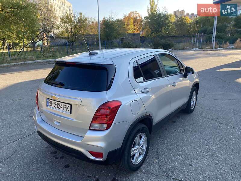 Внедорожник / Кроссовер Chevrolet Trax 2018 в Николаеве