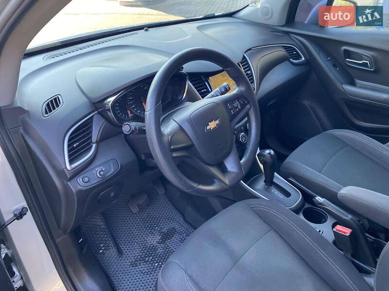 Внедорожник / Кроссовер Chevrolet Trax 2018 в Николаеве