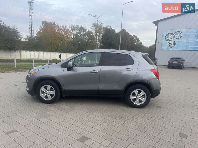 Позашляховик / Кросовер Chevrolet Trax 2020 в Володимирі фото 16 Позашляховик / Кросовер Chevrolet Trax 2020 в Володимирі