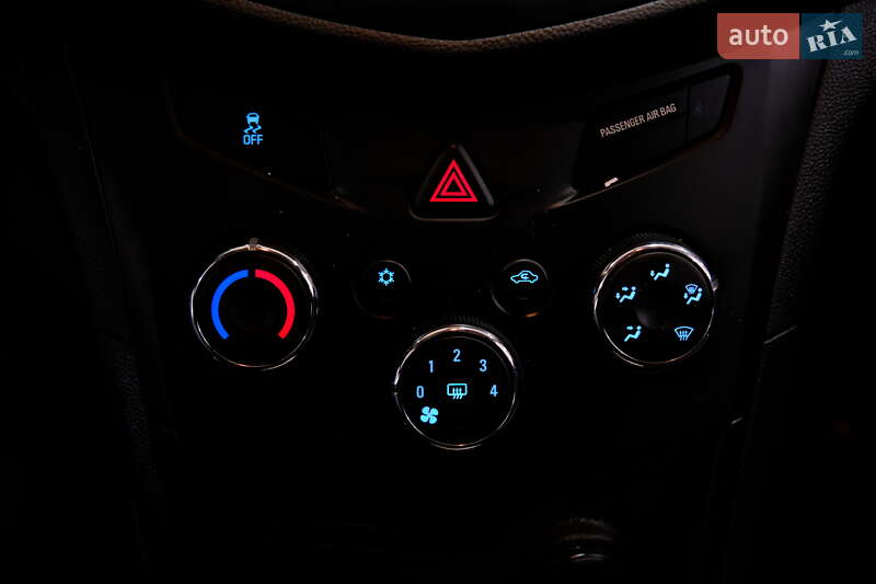 Внедорожник / Кроссовер Chevrolet Trax 2016 в Одессе