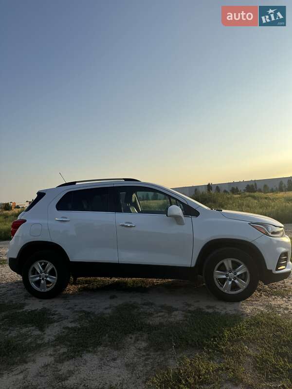 Внедорожник / Кроссовер Chevrolet Trax 2018 в Киеве фото 3 Внедорожник / Кроссовер Chevrolet Trax 2018 в Киеве