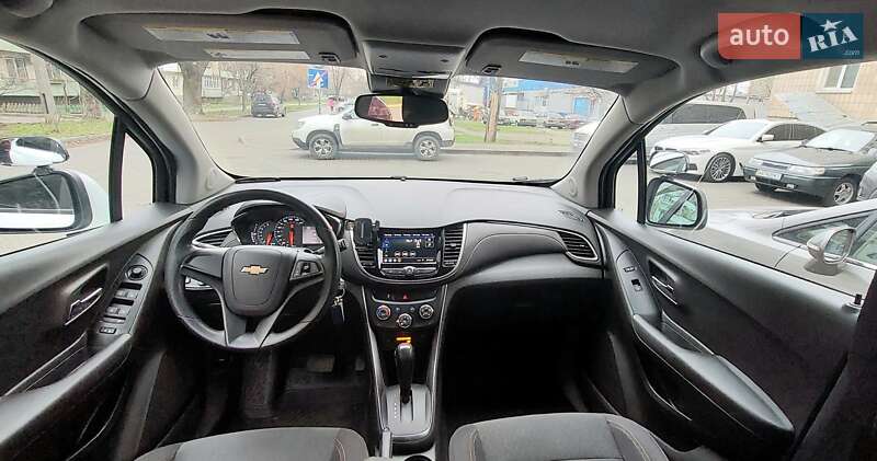 Внедорожник / Кроссовер Chevrolet Trax 2017 в Киеве
