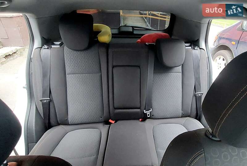 Внедорожник / Кроссовер Chevrolet Trax 2017 в Киеве