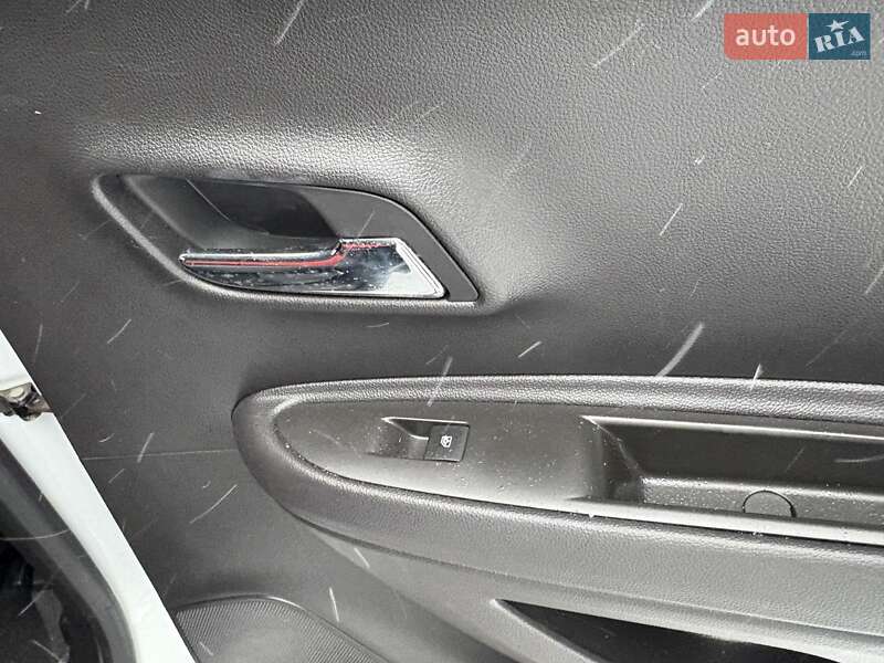 Позашляховик / Кросовер Chevrolet Trax 2016 в Львові фото 36 Позашляховик / Кросовер Chevrolet Trax 2016 в Львові