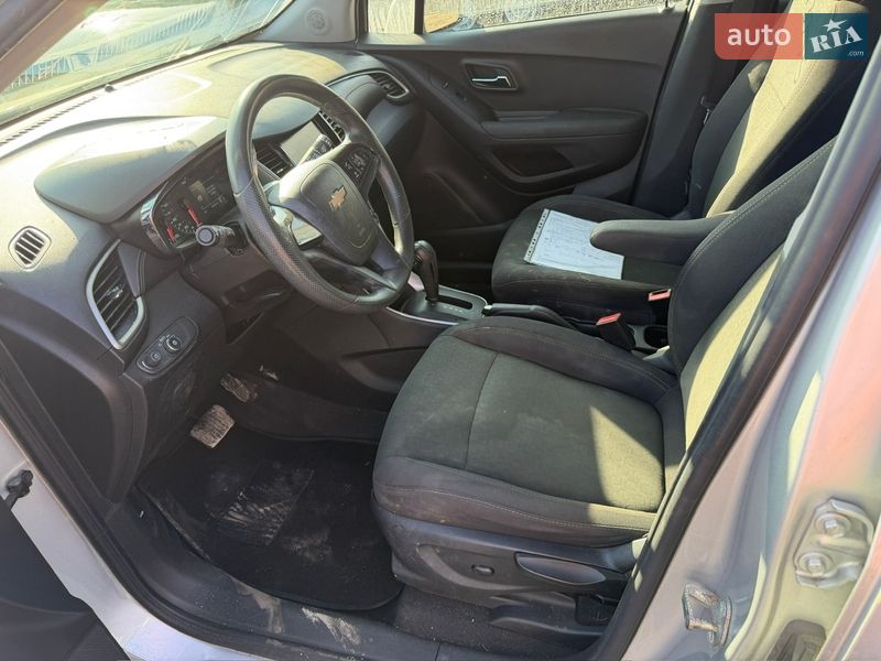 Внедорожник / Кроссовер Chevrolet Trax 2017 в Владимире