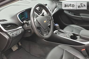 Седан Chevrolet Volt 2016 в Днепре