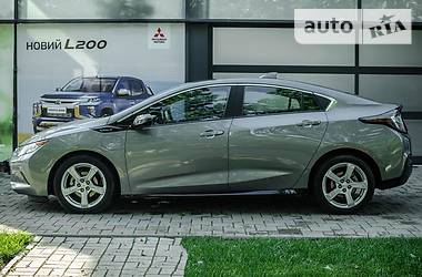 Лифтбек Chevrolet Volt 2016 в Киеве