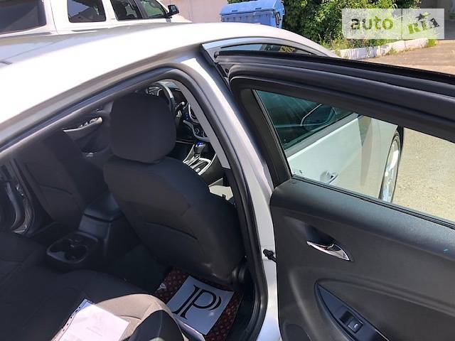 Седан Chevrolet Volt 2017 в Одесі