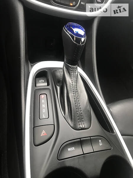 Хетчбек Chevrolet Volt 2016 в Сумах