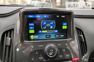 Хетчбек Chevrolet Volt 2014 в 