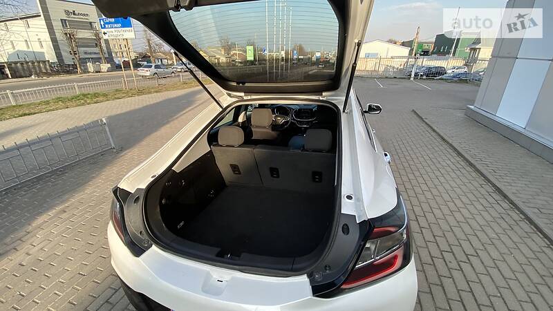 Хетчбек Chevrolet Volt 2018 в Києві