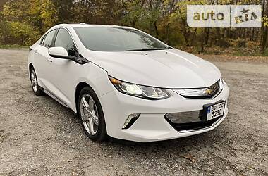 Лифтбек Chevrolet Volt 2018 в Киеве